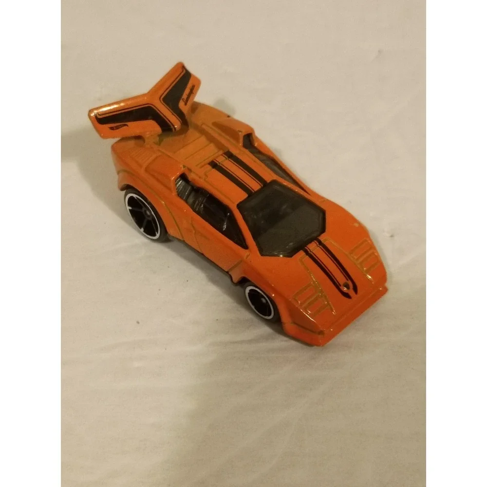Hot Wheels Lamborghini Countach Orange Black Stripes Diecast Car 2004 1/64 Scale